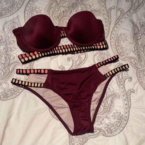 Crochet Trim Orchid Bikini Set - Picture 4 of 6